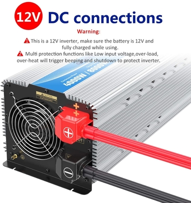 Tugas Berat 12V 2.4A Hybrid Solar Inverter LED 4000W Pure Sine Wave Power Inverter